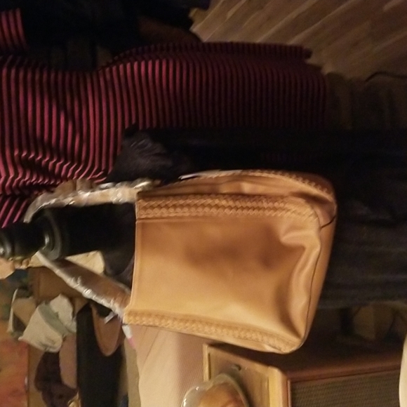 Just Fab vegan tan hobo NWT - Picture 12 of 15